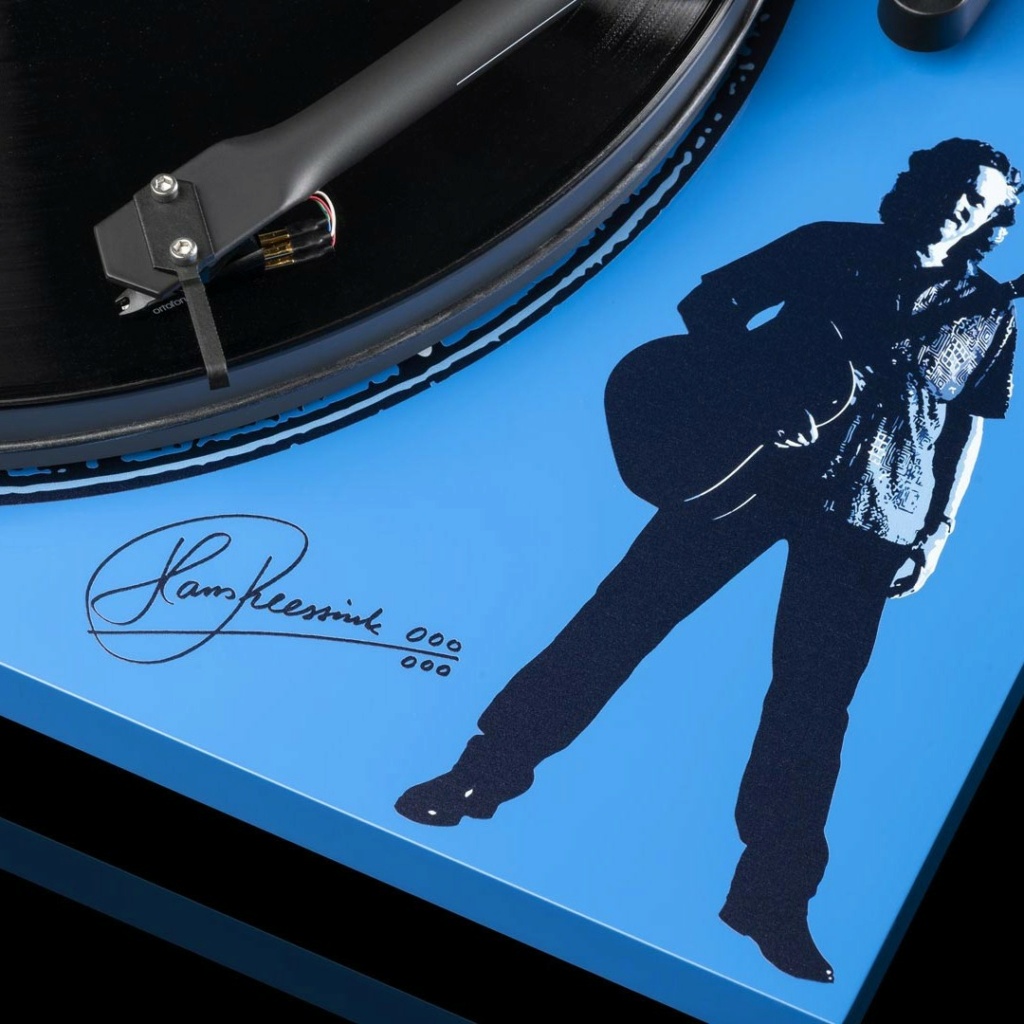 PRO-JECT – Essential III – Hans Theessink Blues Recordplayer Projec24