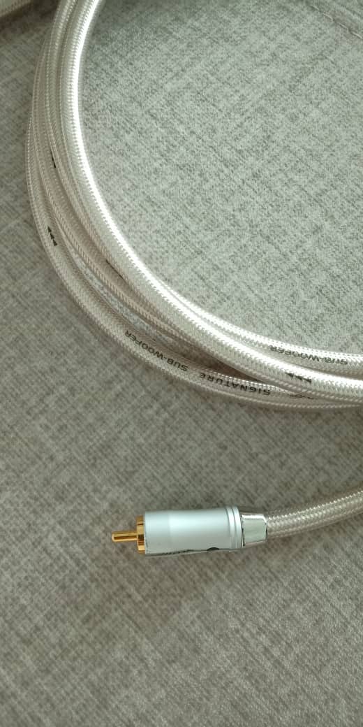 QED Signature Subwoofer Cable - 3m Qed410