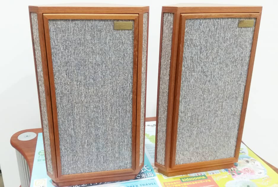 Tannoy Autograph Mini Loudspeakers Tan210