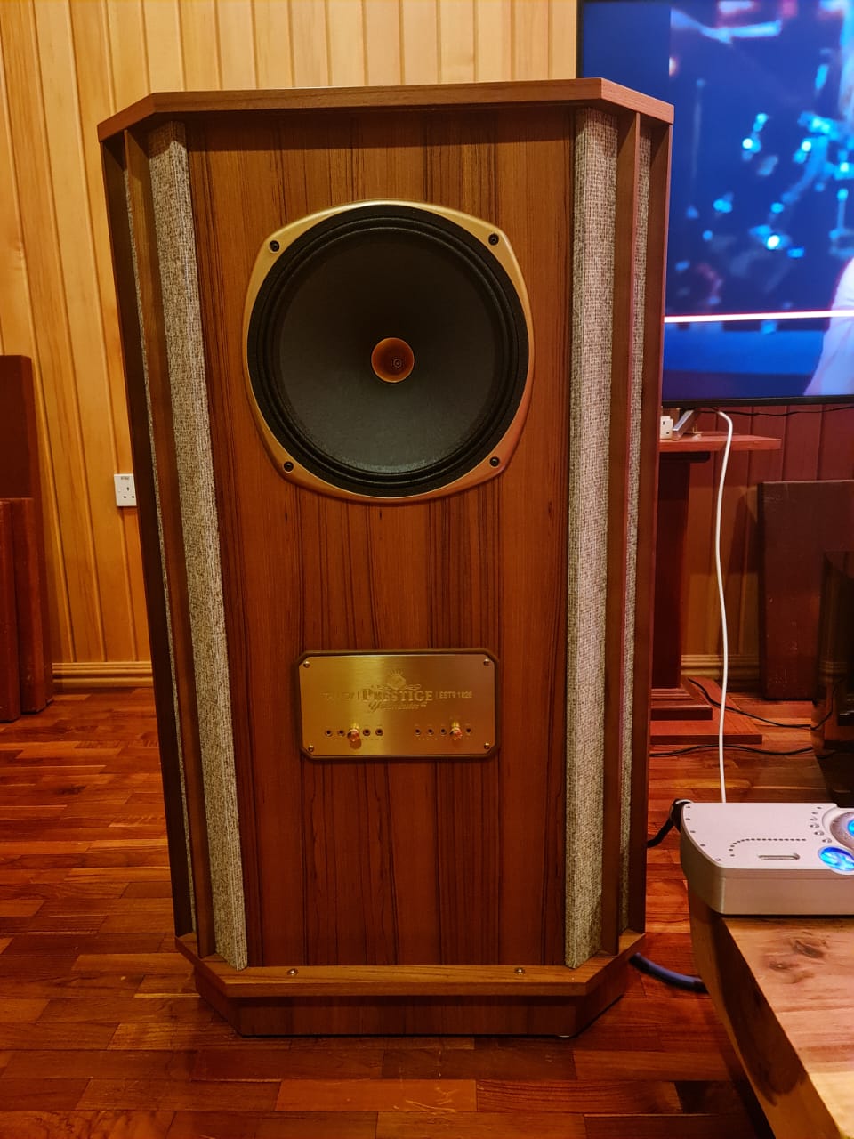 Tannoy Prestige Yorkminster SE  Tannoy11