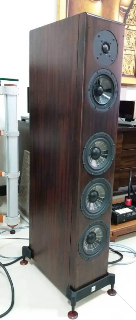 Vienna Acoustics Beethoven Concert Grand Speakers -Premium Rosewood Veneer Finishes  V111