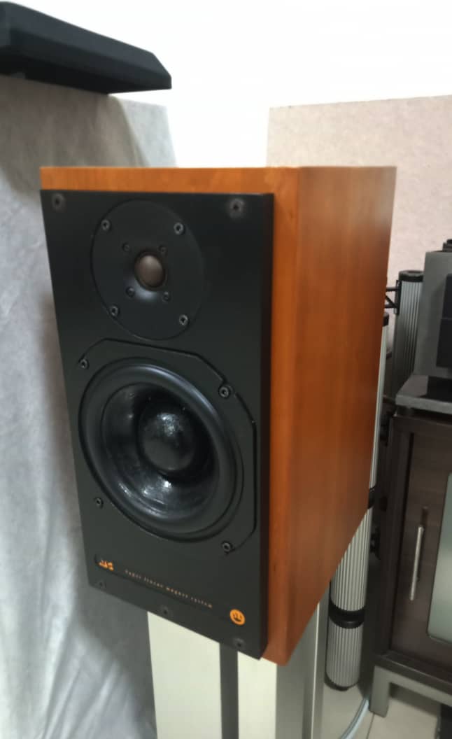 ATC SCM20 SL Speakers X310