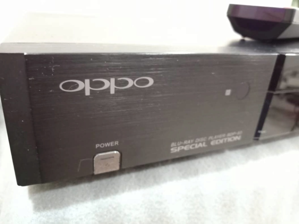 OPPO BDP-83SE Special Edition Universal Audiophile 3D Blu-ray Disc Player X328