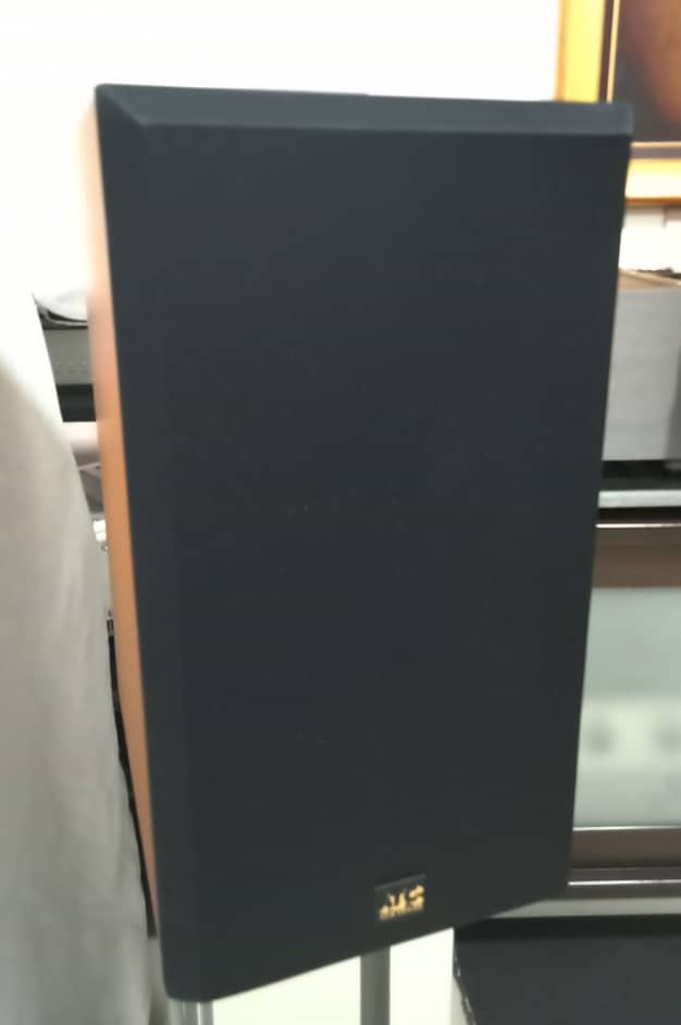 ATC SCM20 SL Speakers X510