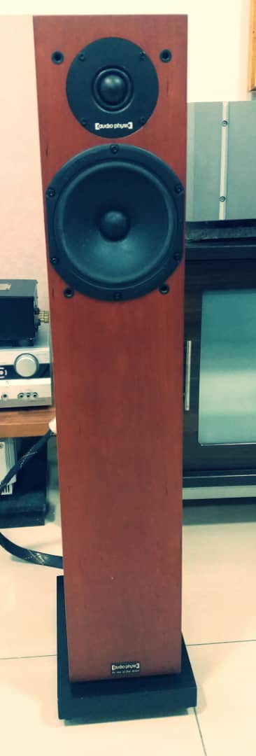 Audio Physic Yara II Evolution Speakers Yara410