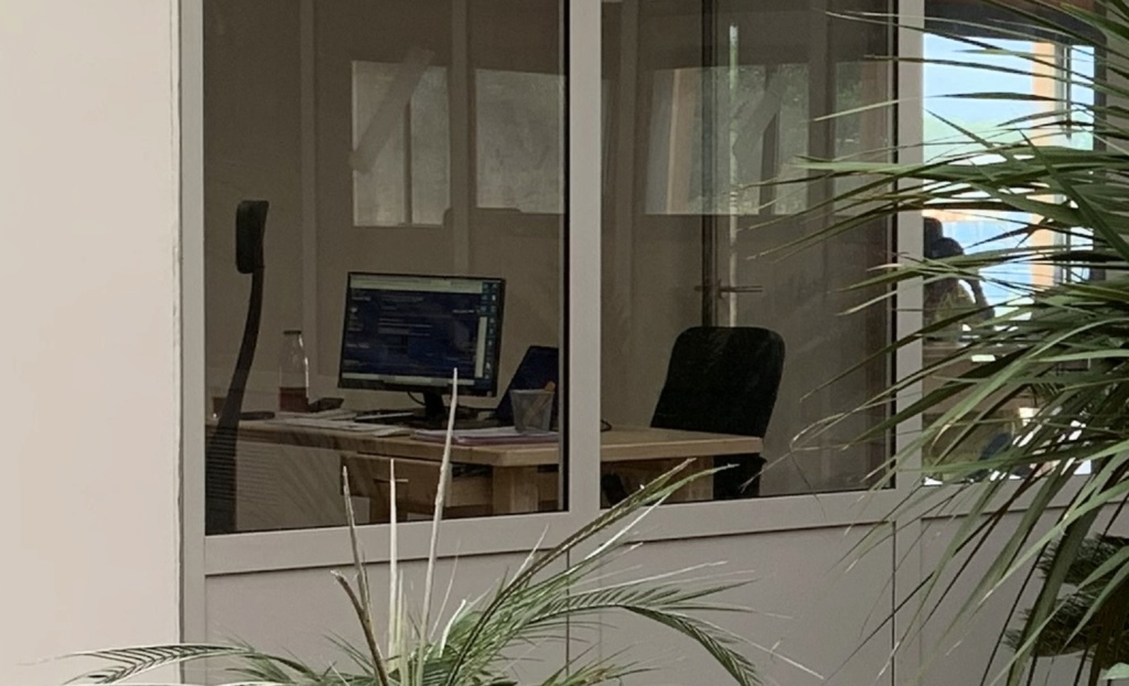 Mes nouveaux bureaux - Page 5 Img05414
