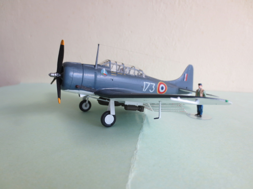 Douglas SBD5 Dauntless - 1/72 - Hasegawa - 4FB Img_0425