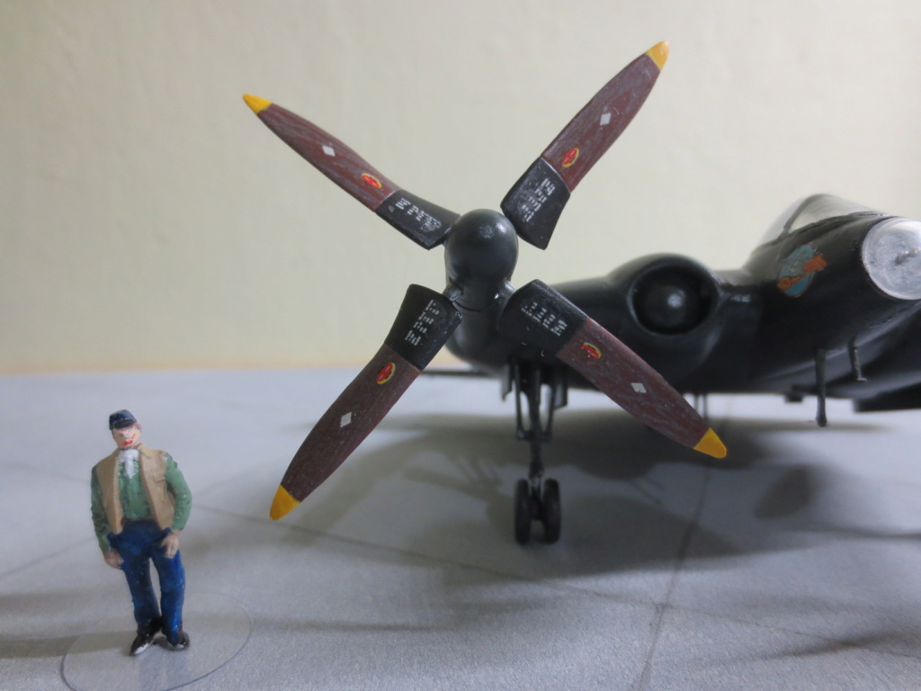 Vought XF5U Flying Pancake - 1/72 - Hasegawa - [Fini] Img_0860