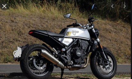 C'est quoi cette moto ? - Page 19 Captur17