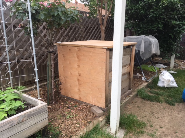 Advice needed for winter compost storage area Compos82