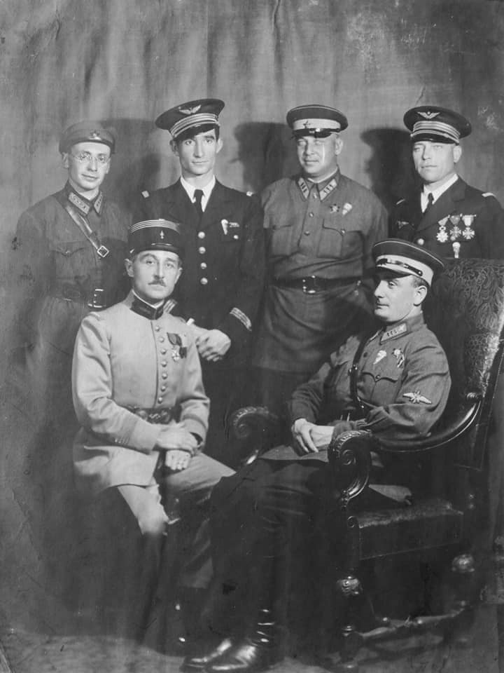 Les Premiers Parachutistes Français en 1939 . 76232110