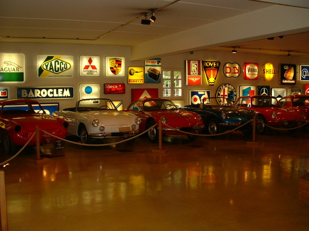 Musée de l'Automobile à Lohéac Renaul37