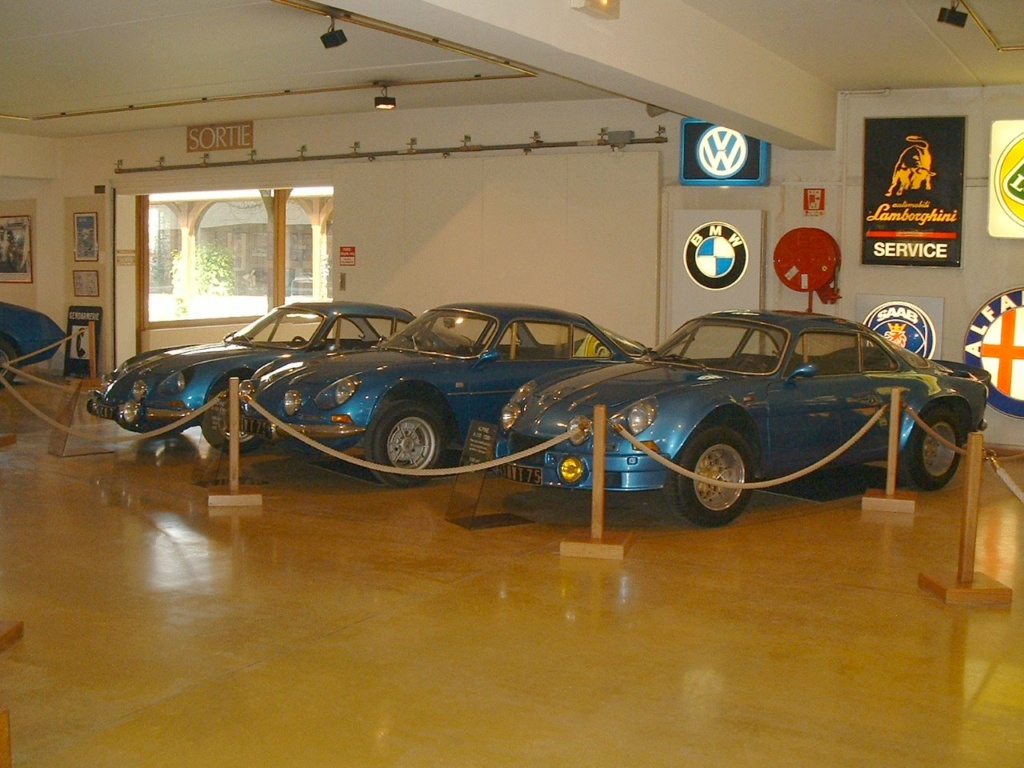 Musée de l'Automobile à Lohéac Renaul38