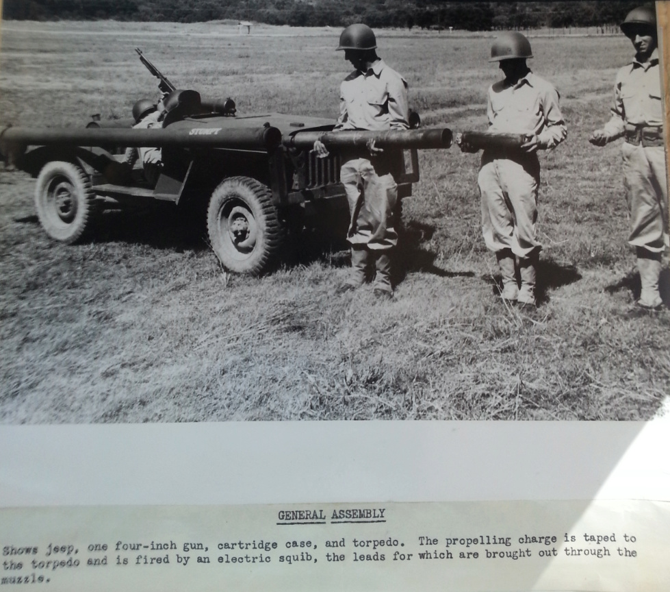 Pour "Benoit & Raymond" : La Jeep Willys, un brave petit soldat! - Page 2 Zerbee10