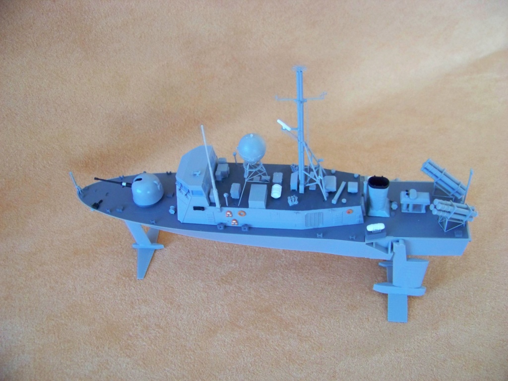USS Pegasus hydroptère Hobby Boss 1/200. 101_0110