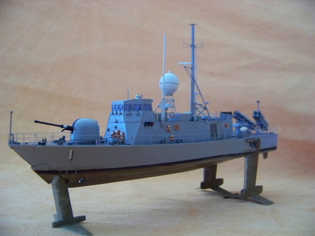 USS Pegasus hydroptère Hobby Boss 1/200. 101_0114