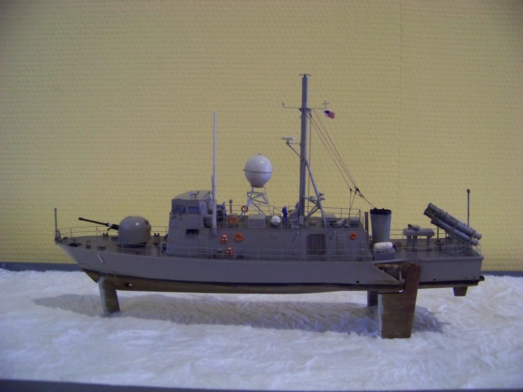 USS Pegasus hydroptère Hobby Boss 1/200. 101_0127