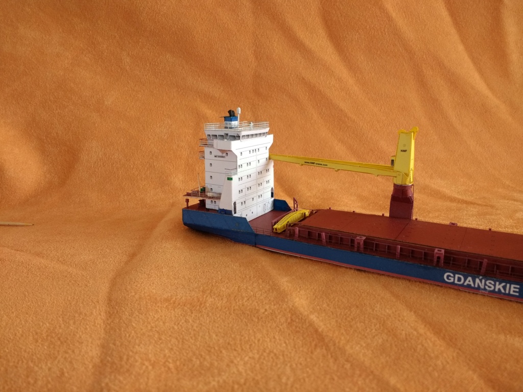 Dock flottant Ostrow II maquette en papier JSC 1/400. - Page 3 Img_2030