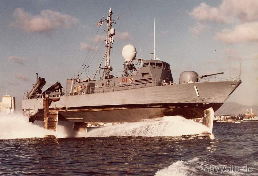 USS Pegasus hydroptère Hobby Boss 1/200. Phm1_110