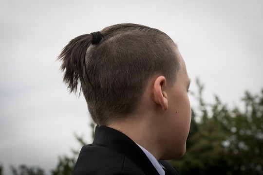 School accused of sexual discrimination because girls can have pony tails and boys cant. Pri_1610