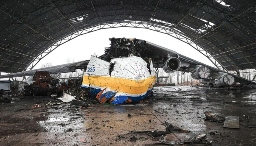 radarvirtuel.com/Flightradar24.com : tous les avions en vol en direct sur une carte - Page 5 An225_10