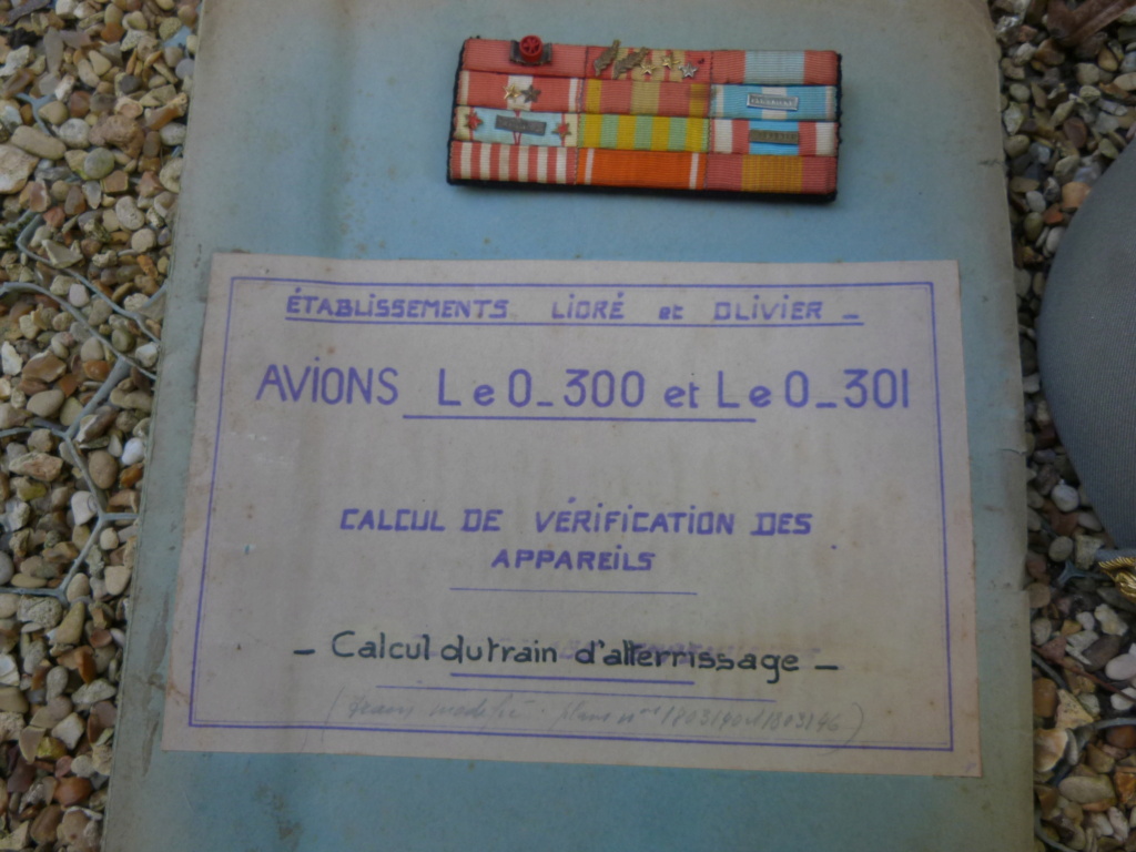 General, armée de l'air, brevet restauration, placard Deco P1130213