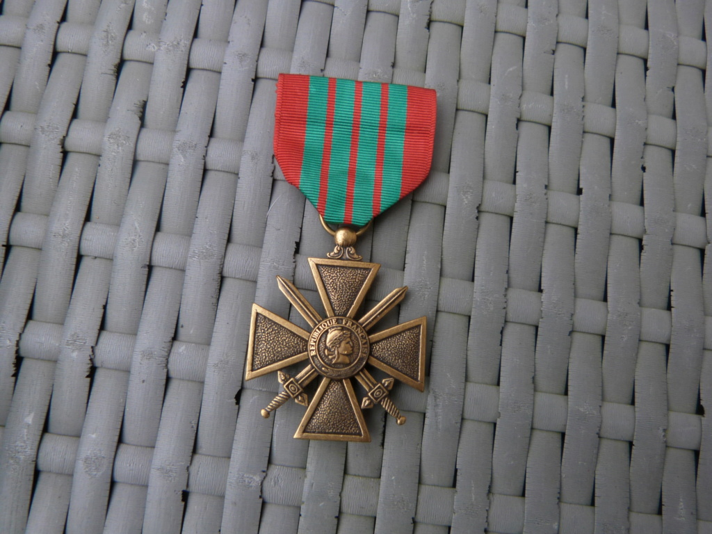 commando marine, décos et du beau brevet pilote WW1 P1130650