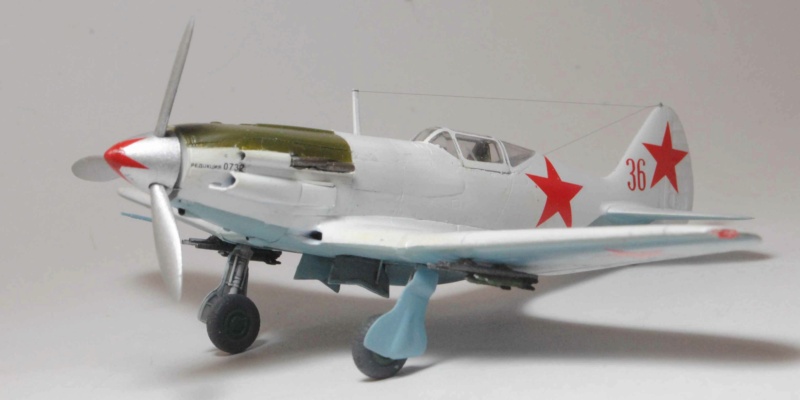 [Emhar, RPM, Hobbyboss, ArtModel +scratch] Polikarpov I-200 MiG  1, 3 , 9. Fini 12-910