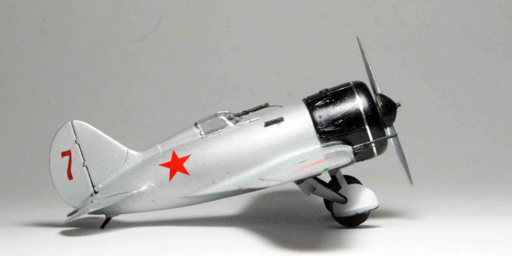 1/72 [ICM+scratch] Polikarpov I-16 Type 12 de série 21t1210