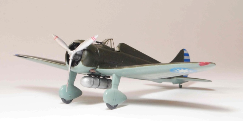 La famille Mitsubishi A5M  Fine molds, Fujimi, AVI A5-3010