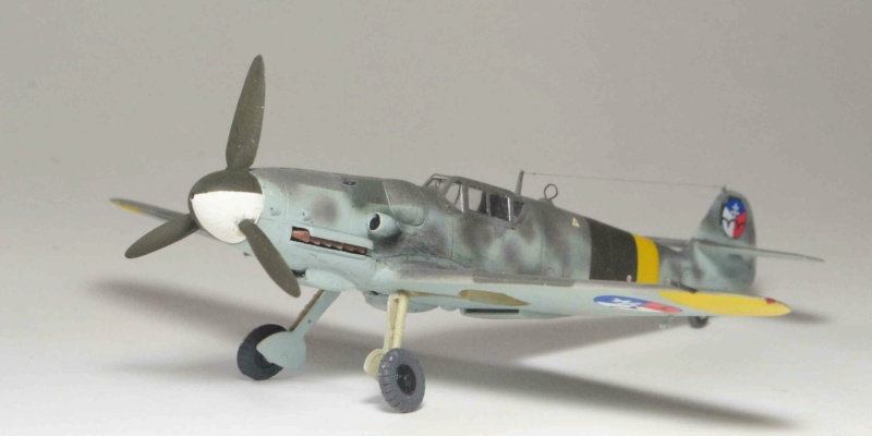 Bf 109 G6 slovaques [Hobbyboss 1/72] Cr109-39