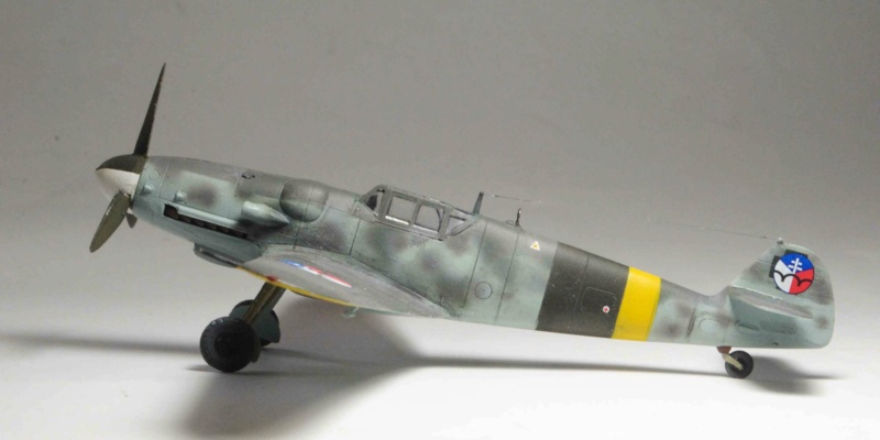 Bf 109 G6 slovaques [Hobbyboss 1/72] Cr109-41