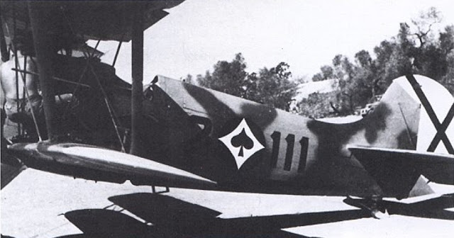 Adversaires biplans des I-16 pendant la guerre d'Espagne. He 51 ICM-Hasegawa Fiat Cr32 Supermodel-Italeri He2-0110
