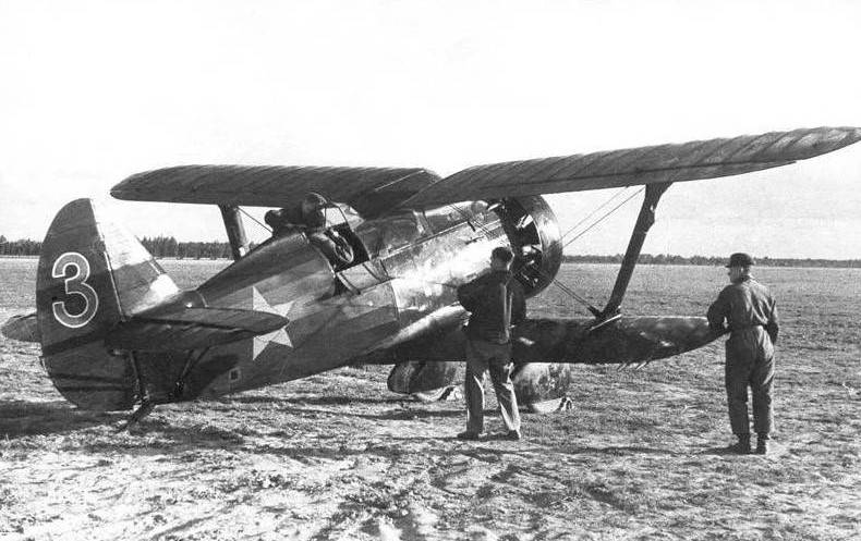 Chasseurs biplans Polikarpov. Du I-3 au I-195  1/72 - Page 2 I152610