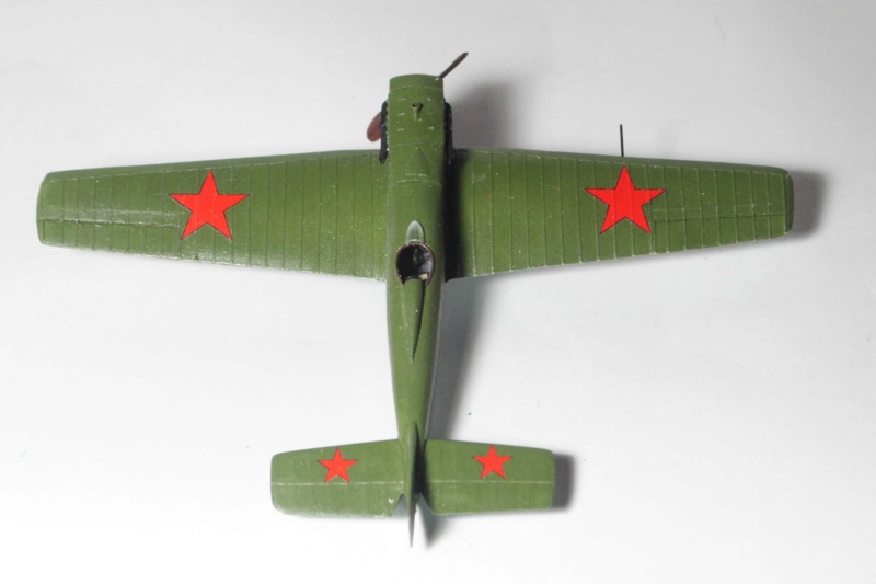 Polikarpov  Il-400a, IL 400b et I-1. ICM + scratch[1/72]  Il2810