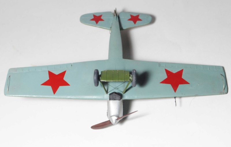 Polikarpov  Il-400a, IL 400b et I-1. ICM + scratch[1/72]  Il38-210