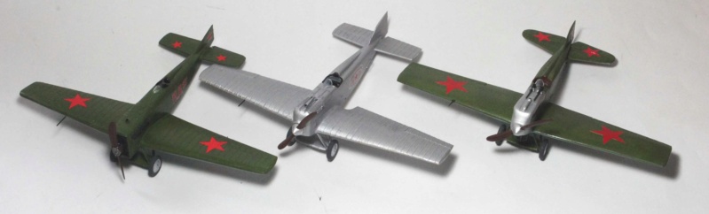 Polikarpov  Il-400a, IL 400b et I-1. ICM + scratch[1/72]  Il3910