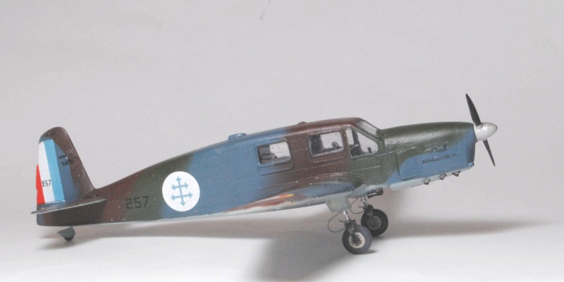 simoun - [Heller] 1/72 - Caudron Simoun . Evasions FAFL et autres  (VINTAGE) Sim-4010