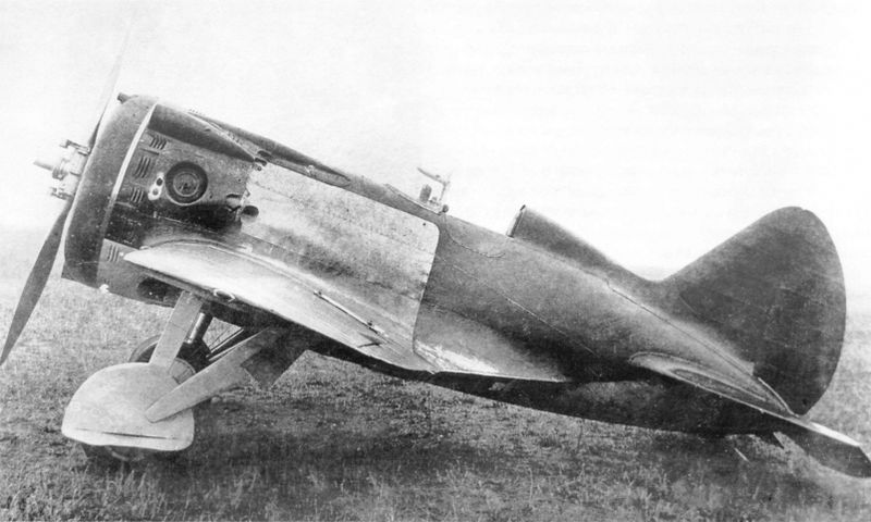 [ICM + scratch] Polikarpov UTI-3 et I-16 V (ouTK) Tk810