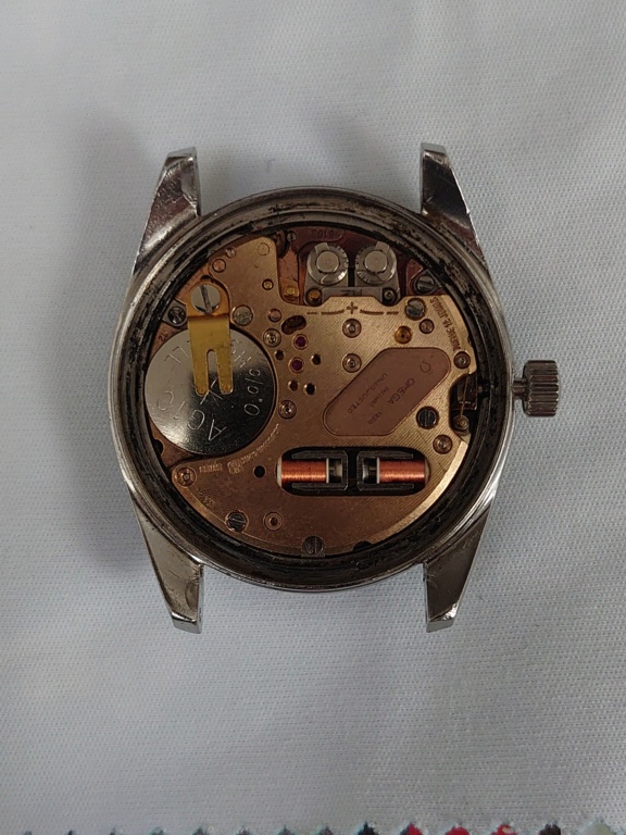 reparation des montres a diapason:accutron,omega,longines etc... - Page 2 Dsc_0411