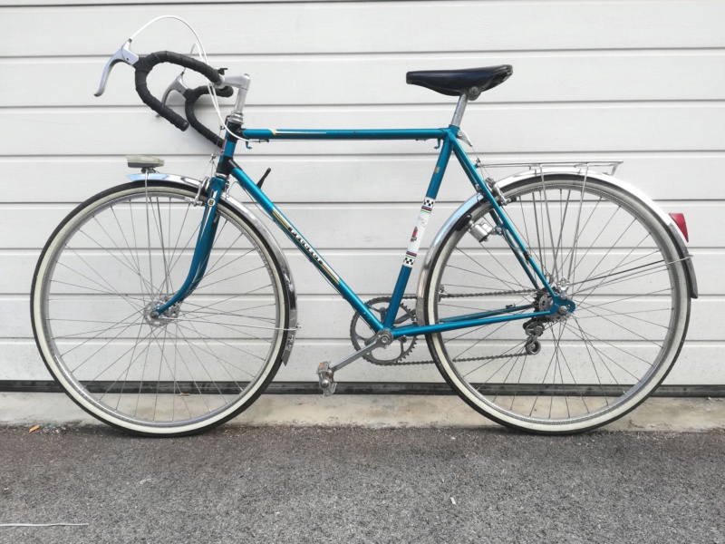 "Miel" : Un Peugeot PL8 de 1973 ? Img_2042