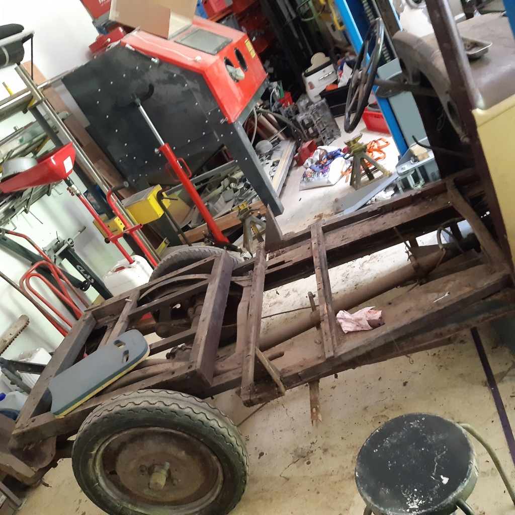 Restauration de la Peugeot 201 de Mik 01811