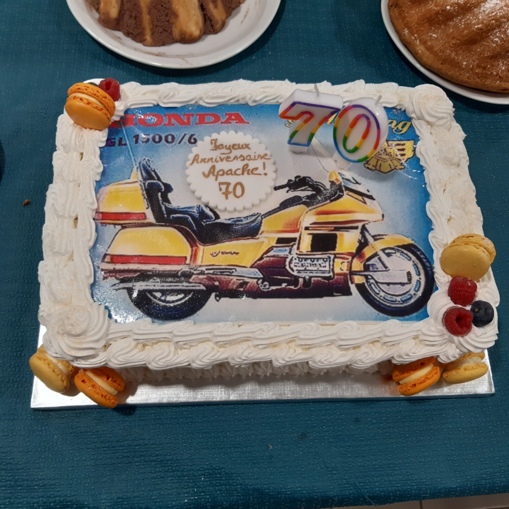 Joli gâteau d'anniversaire 20211011