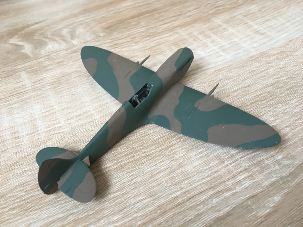 [Hasegawa] Spitfire Mk VIII - FINI - Page 2 Img_4266