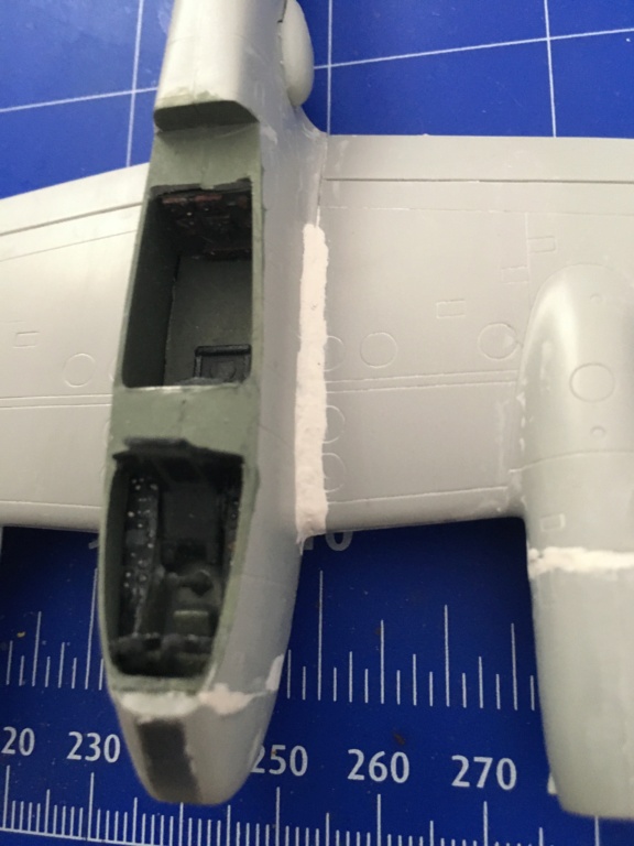 [Italeri] Messerschmitt Me-210 A 1 --- FINI - Page 2 Img_4482