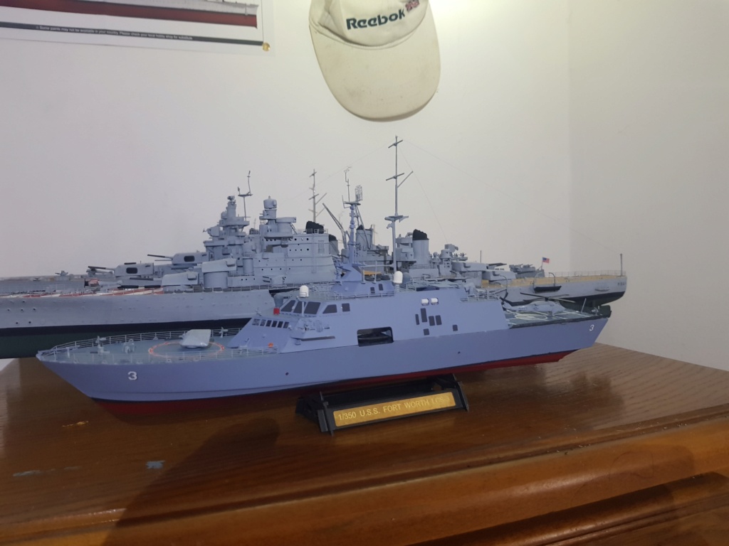 USS Fort Worth [Trumpeter 1/350°] de LarryGolad  20220334