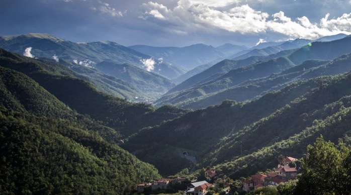 Liguria tra mare e monti  Valle_11