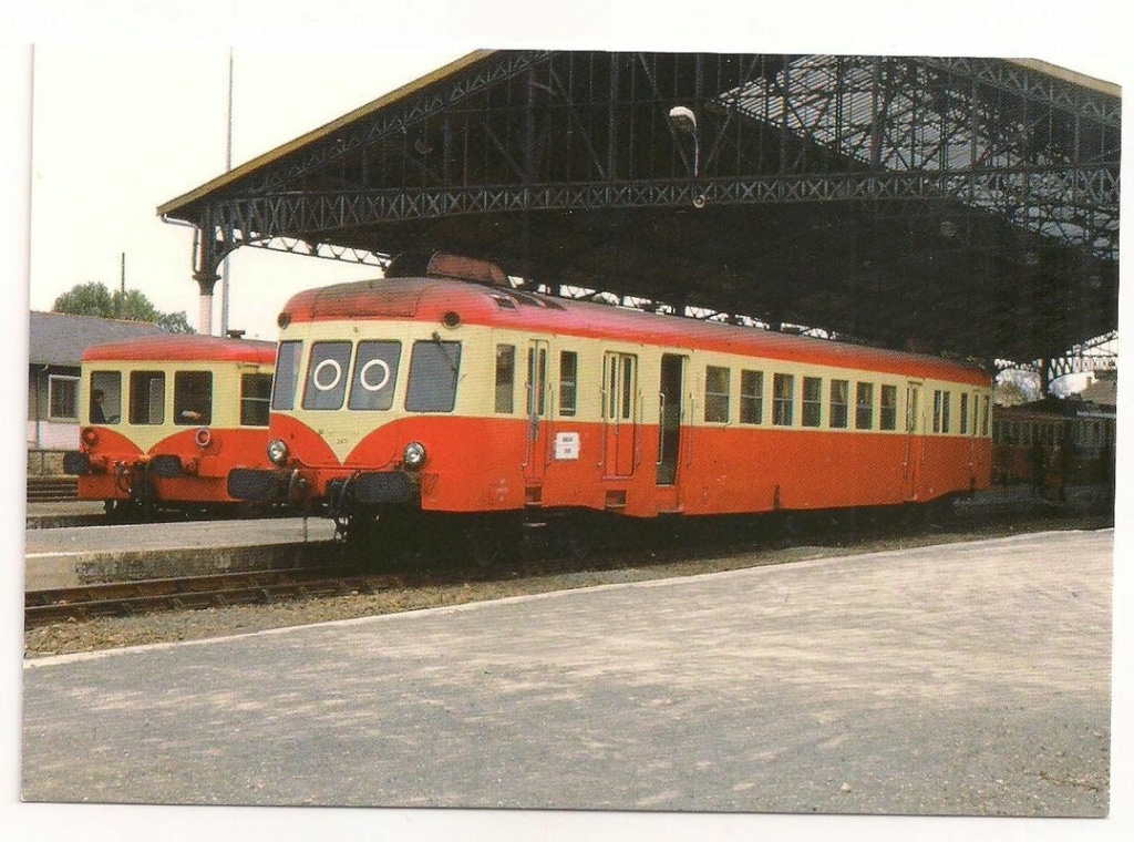 Autorail X 2400 en gare de BERGERAC Autora13