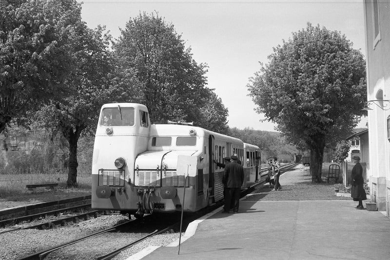 X 5600 FNC en gare de Conduché en 1958 X_560010