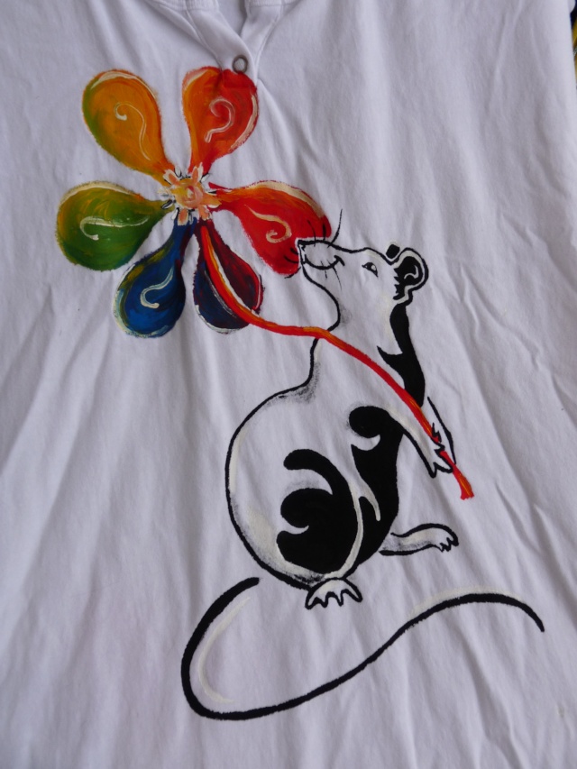 Peinture sur tissu, T-Shirts et autres personnalisés, pour aider nos chats P1000414
